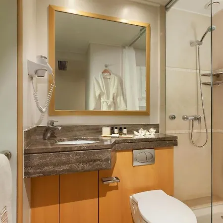 Central Hotel 3*