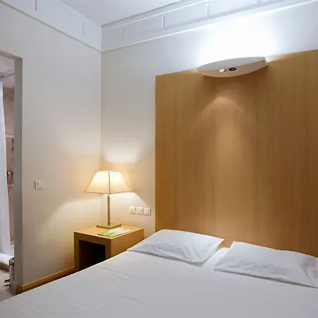 Central Hotel Hotel 3*