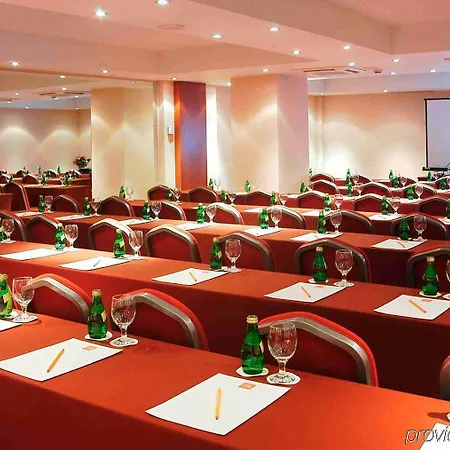 Central Hotel 3*