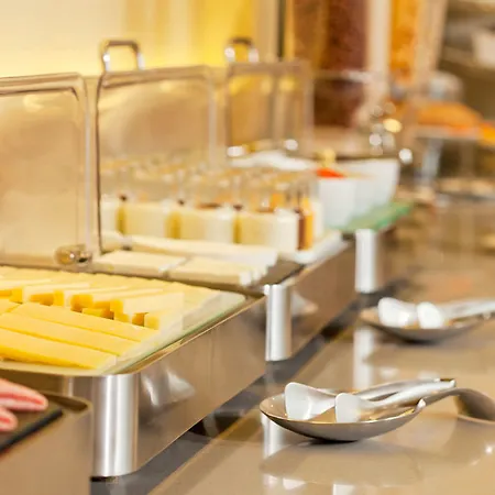 Hotel Central Hotel 3*