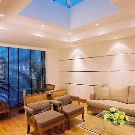 Central Hotel Ateny